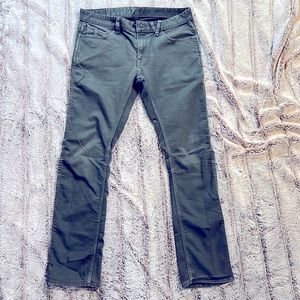 Excellent condition- Volcom Vorta slim mens jean size 32